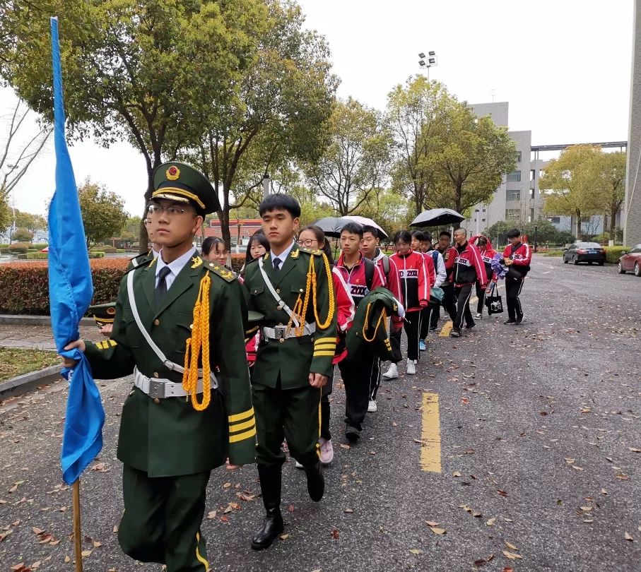 47068f82878446f38f44f3b3e383e664.Jpeg 47068f82878446f38f44f3b3e383e664.Jpeg